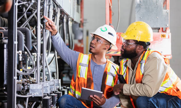 Best Licensed Electrician  in Oakmont, PA
